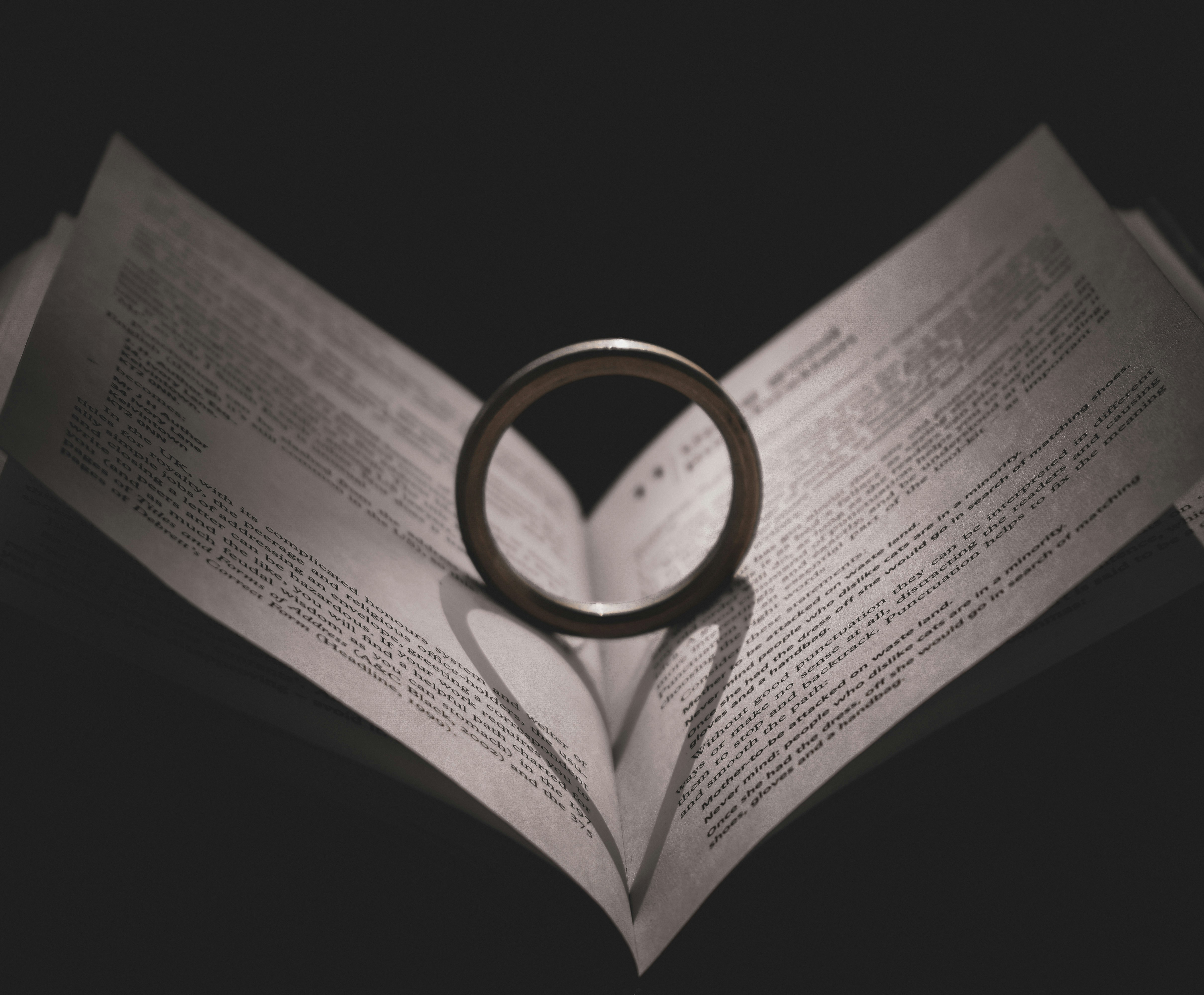 Más allá de la timidez: 5 verdades sorprendentes sobre la ansiedad social que cambian la perspectiva